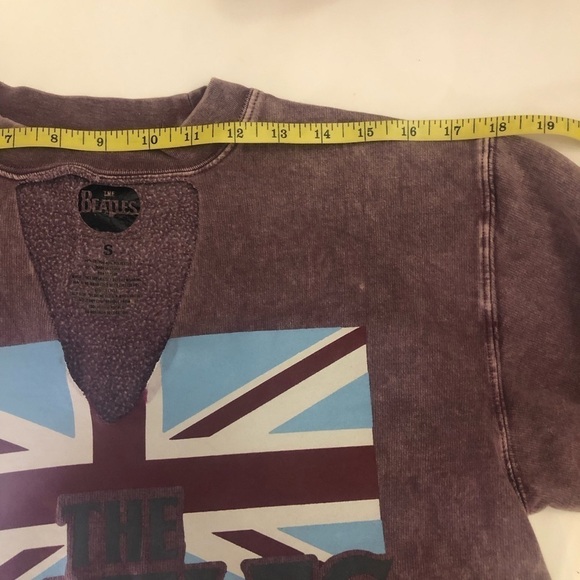 The Beatles Women's Graphic Cutout Neck Long Sleeve Sweatshirt Distressed Size S - Picture 6 of 11